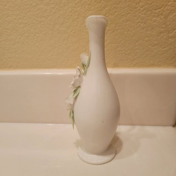 Vintage Lenwile Ardalt Bisque Pitcher Bud Vase - Picture 4 of 8